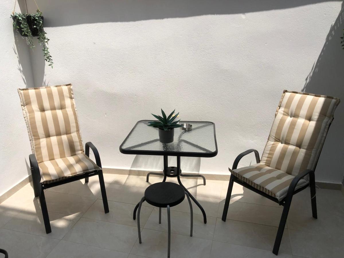 Chris3 Apartment Kalamata Exterior photo